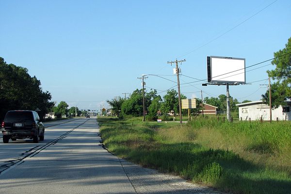 Hwy 35 WS 900ft N/O Hospital F/N - 2