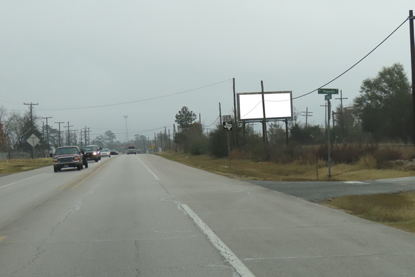 Hwy 105 SS 340ft E/O S Magnolia F/W - 2