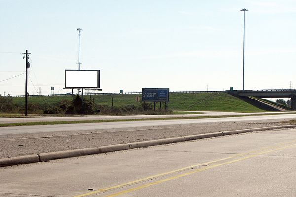 Business Hwy 288 ES 580ft N/O Hwy 332 F/N - 1