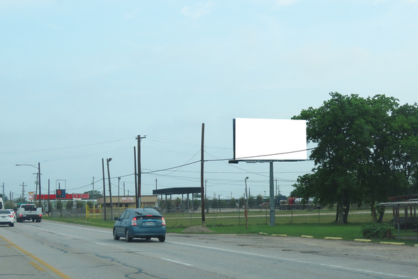 Hwy 35 ES 500ft S/O Donaldson F/S - 2