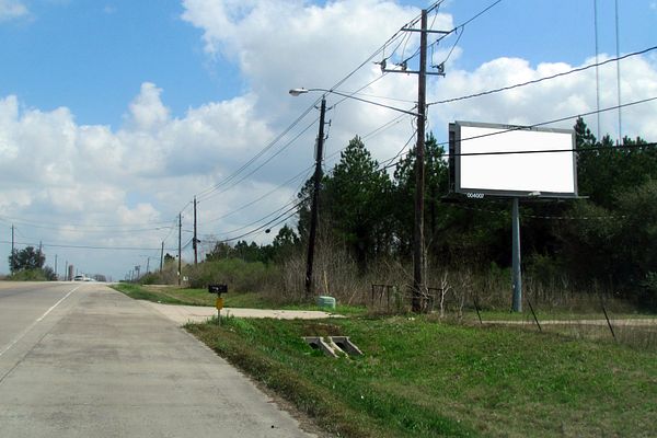 FM 2234 SS 0.6mi E/O Christmas F/W - 2