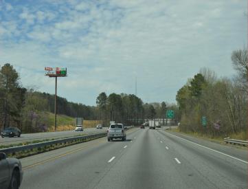 W/S I75 1.3MI S/O EXIT296 S/F LHR