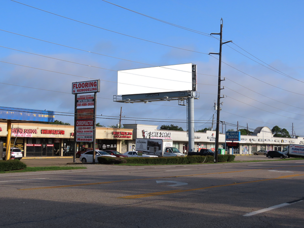 FM 1092 WS 200ft N/O Summer Park F/S - 1