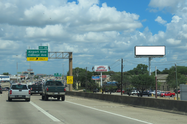 I-45 Gulf Frwy ES 0.1mi N/O Edgebrook F/S - 2