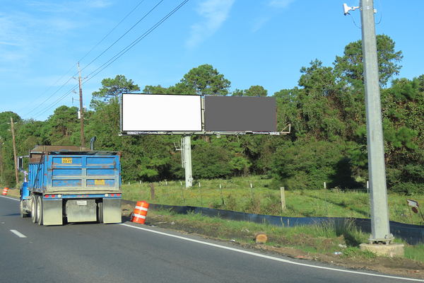 FM 1960 NS 3.5mi E/O Eastex Frwy F/E - 3