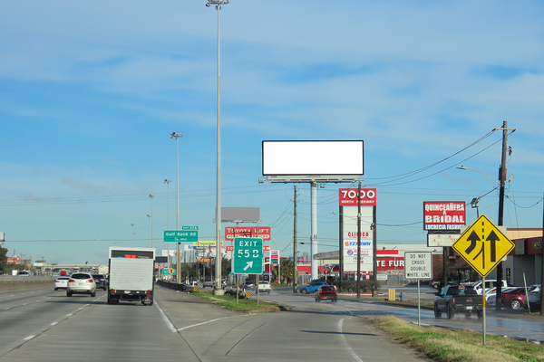 I-45 North Frwy ES 0.1mi N/O Parker F/S - 2