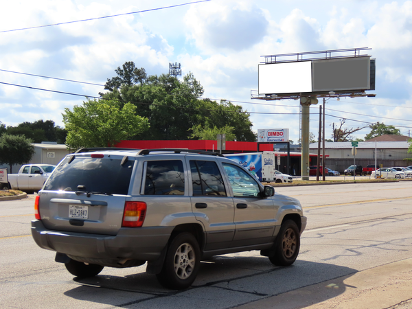 Hwy 75 ES 750ft N/O Loop 336 F/N - 1