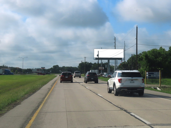 Hwy 35 Bypass WS 0.85mi N/O Hwy 6 F/N - 2