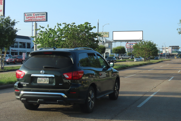 Fondren ES 200ft N/O Richmond F/N - 1