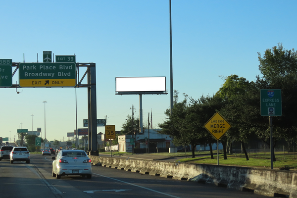 I-45 Gulf Frwy WS 80ft S/O Kingsley F/N - 2