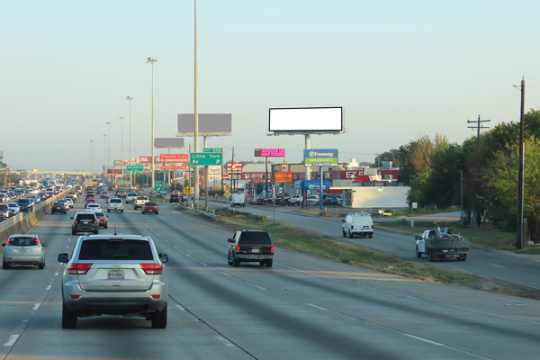 I-45 North Frwy ES 300ft N/O Twickenham F/S - 1