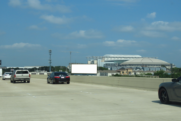 I-610 South Loop NS 230ft W/O Holt F/E - 2