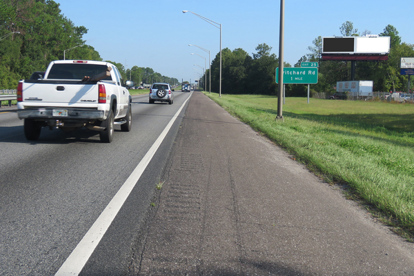 I-295 ES 0.7mi N/O Commonwealth Ave F/S - 2