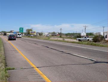 I-25 2600' S/O EXIT #128 ES SF