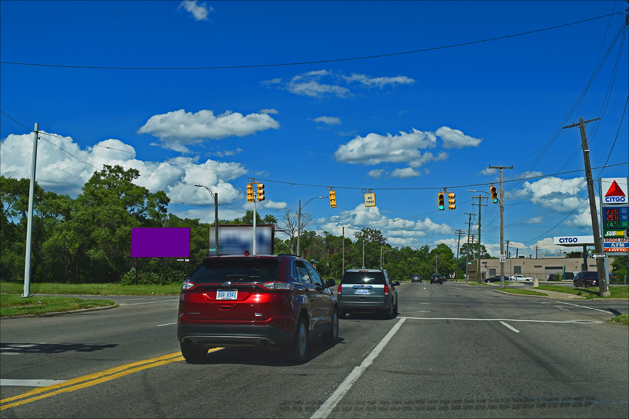 E. Davison St E/O Mound Rd N/S