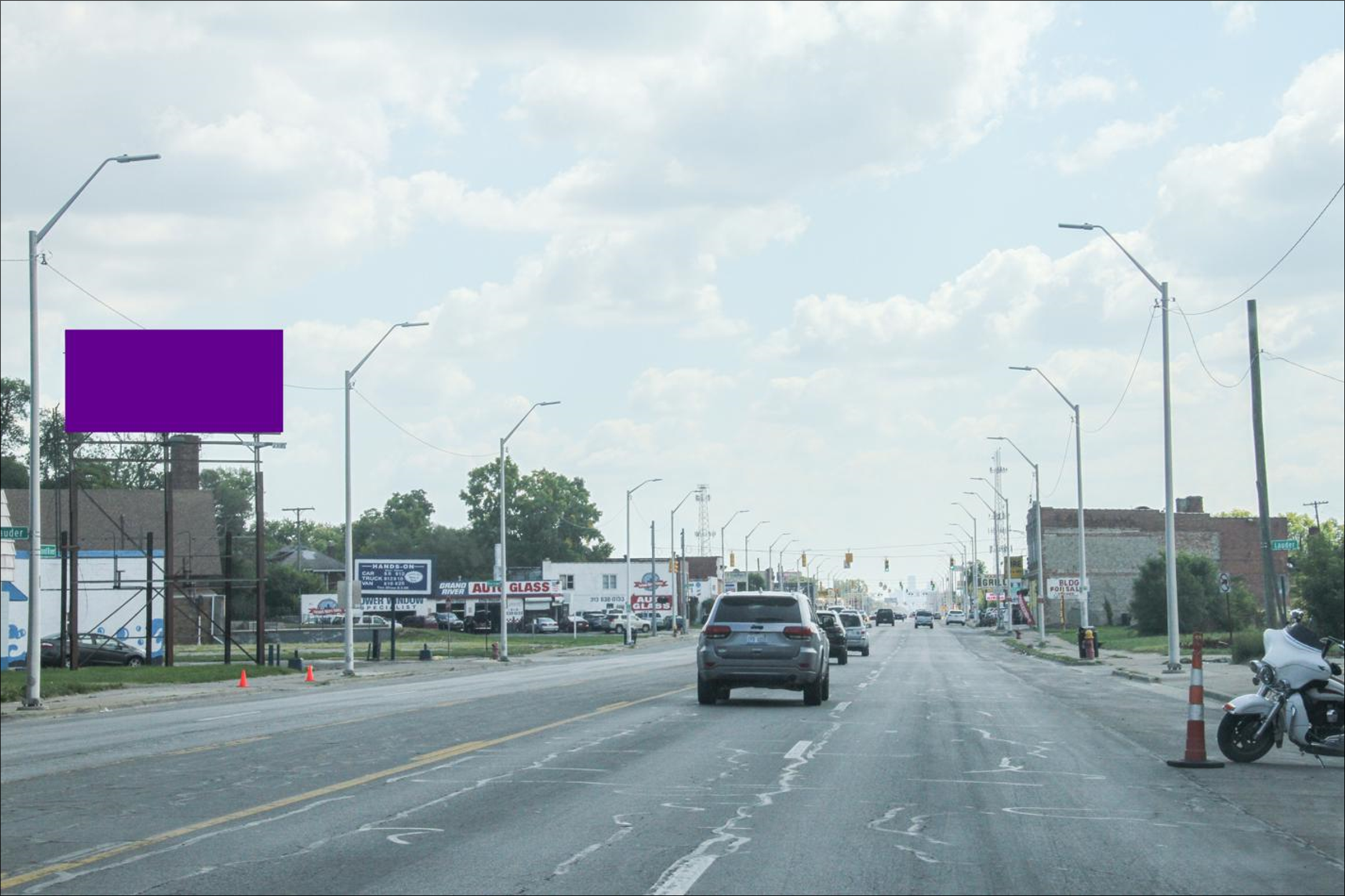 Grand River Ave E/O Lauder N/S