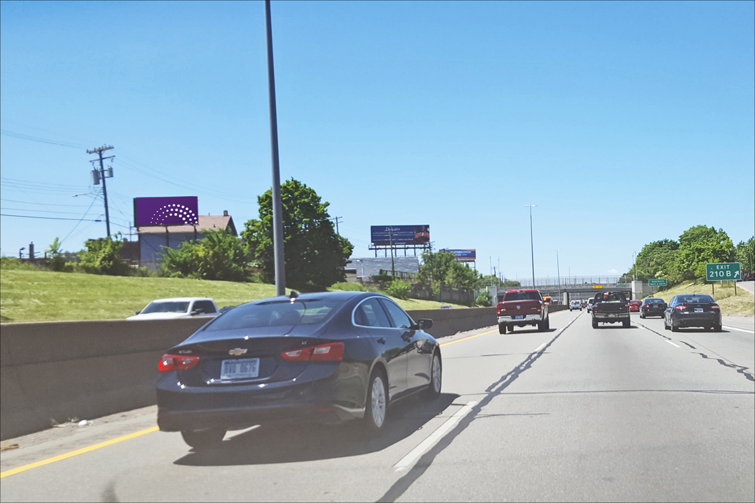 W. I-94 Fwy W/O Lawndale St S/S