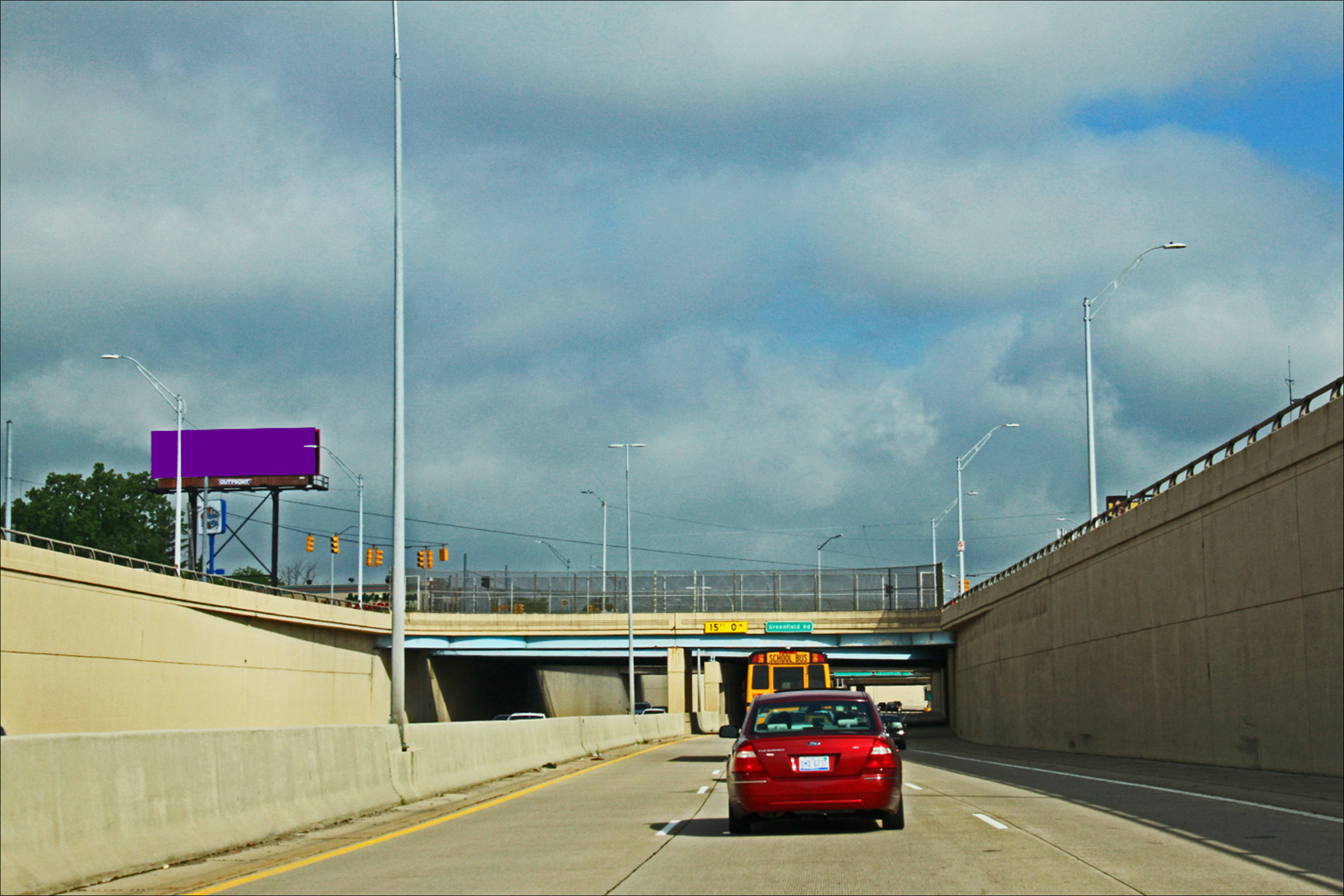 Lodge Fwy. N/O Greenfield Rd. W/S