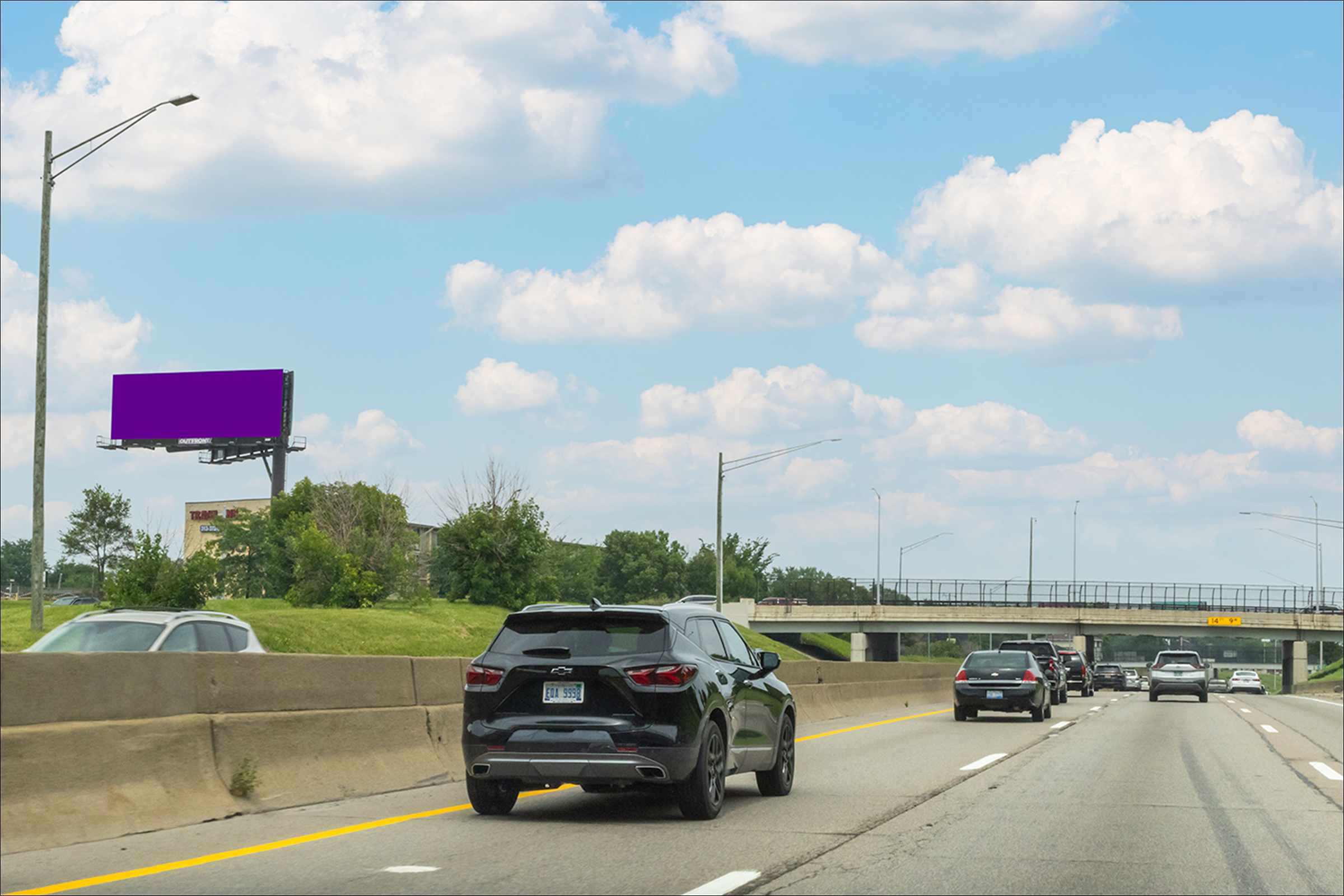 E. I-94 Fwy E/O Conner St N/S