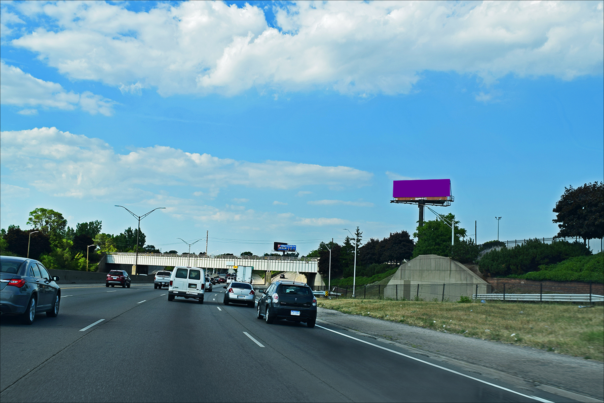 N. I-75 Fwy .4 mi N/O Holbrook Ave E/S