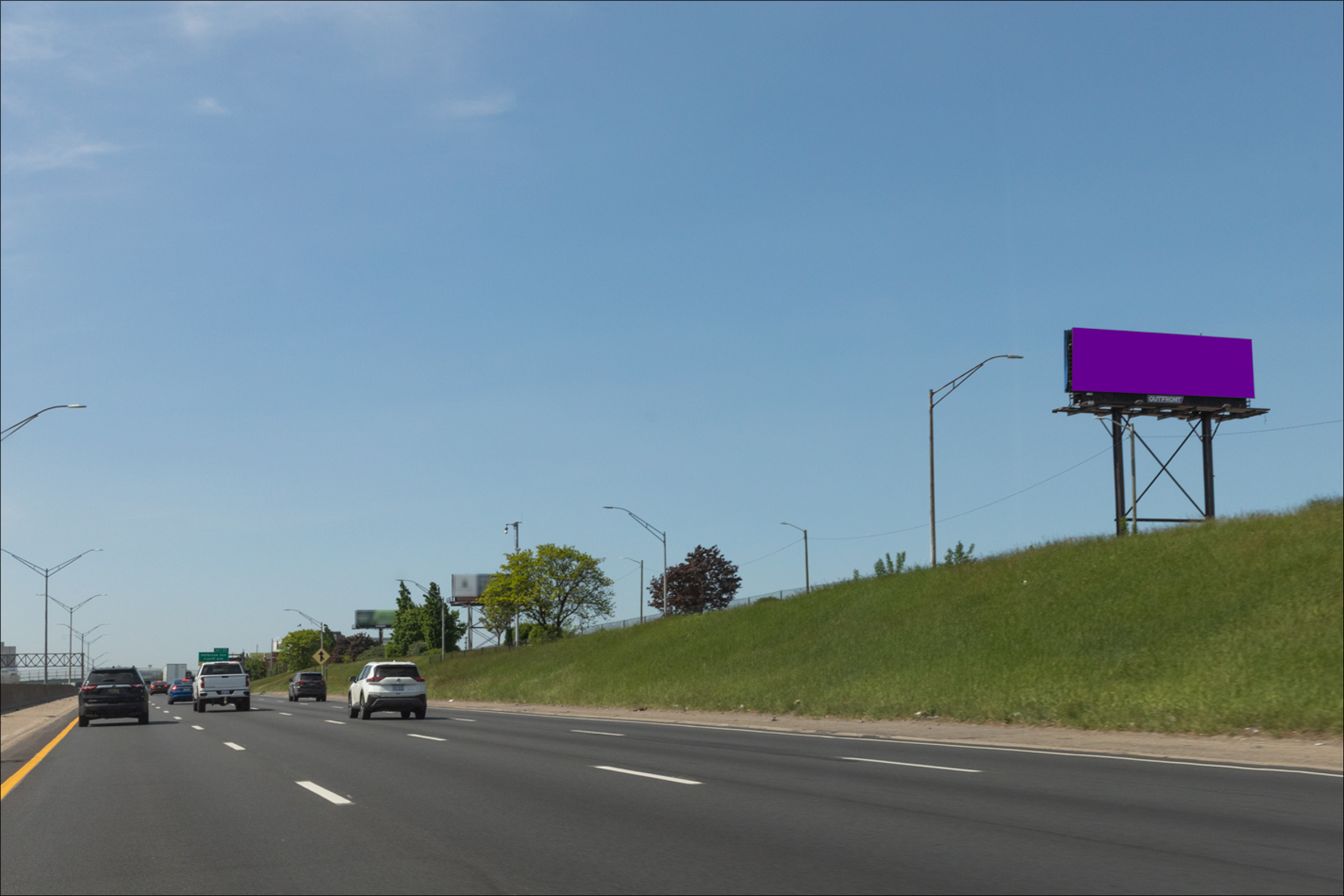 N. I-75 Fwy N/O Clay St E/S