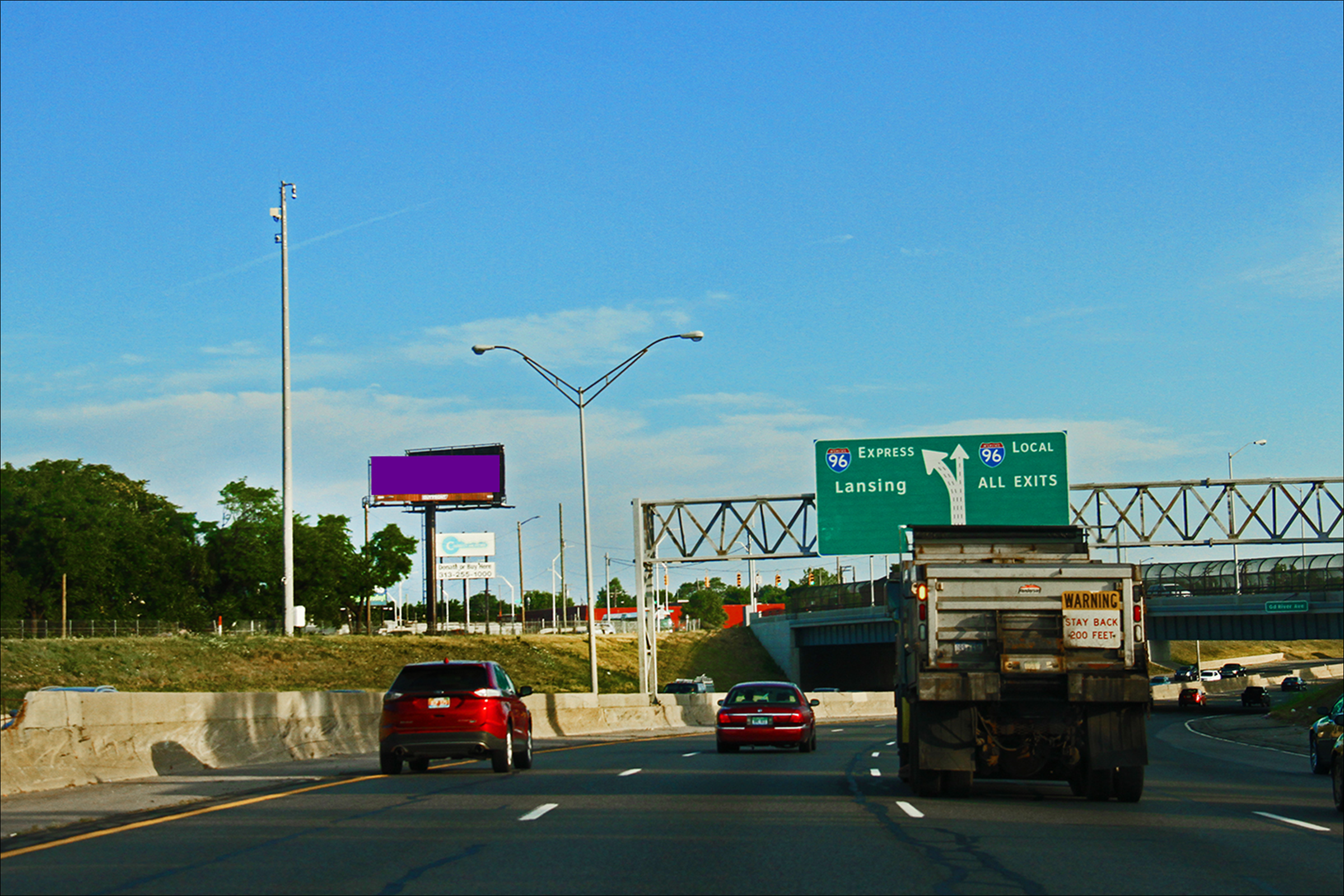 I-96 Fwy & Grand River S/S