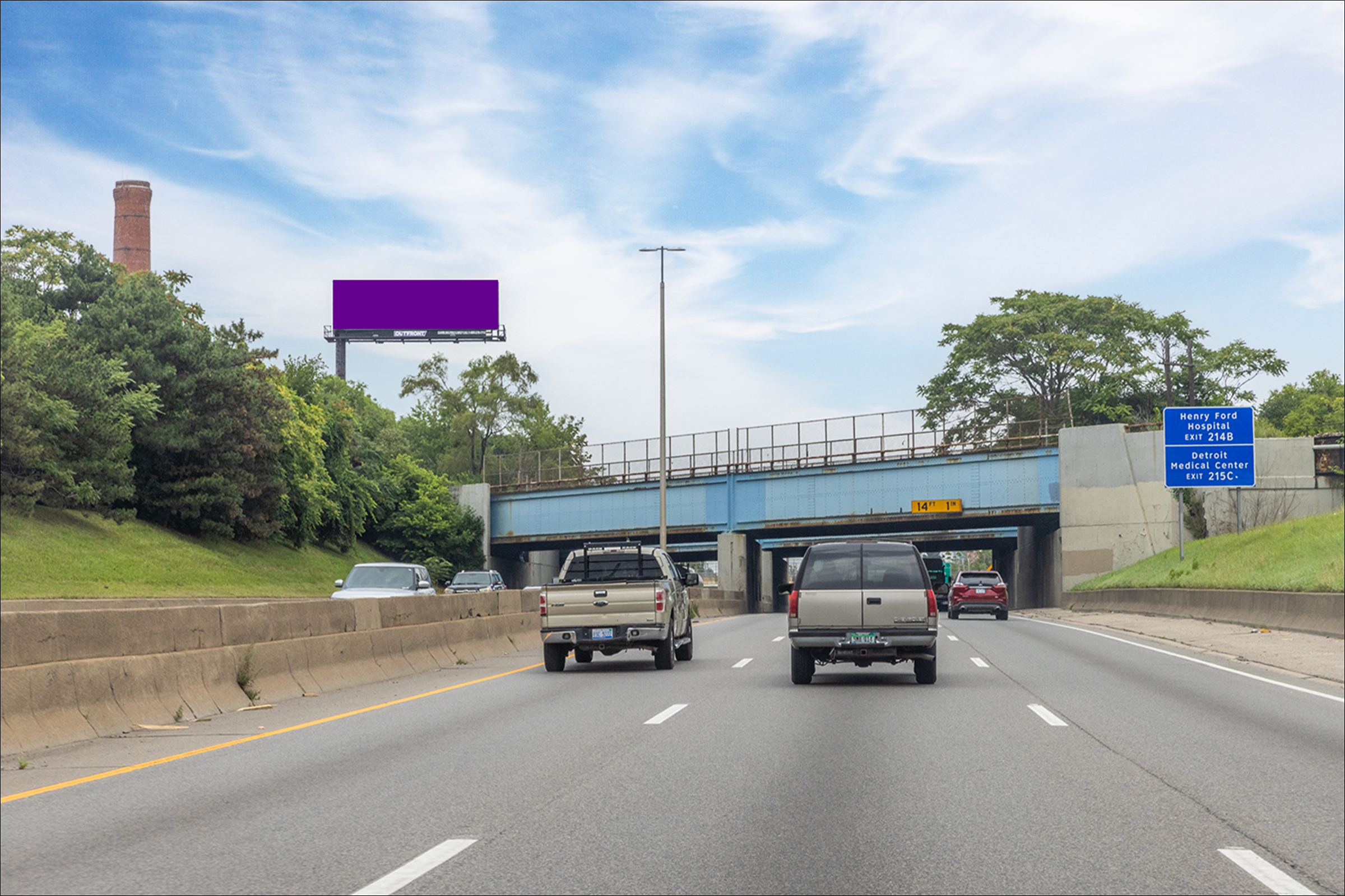 W. I-94 Fwy .5 mi W/O Lodge Fwy N/S