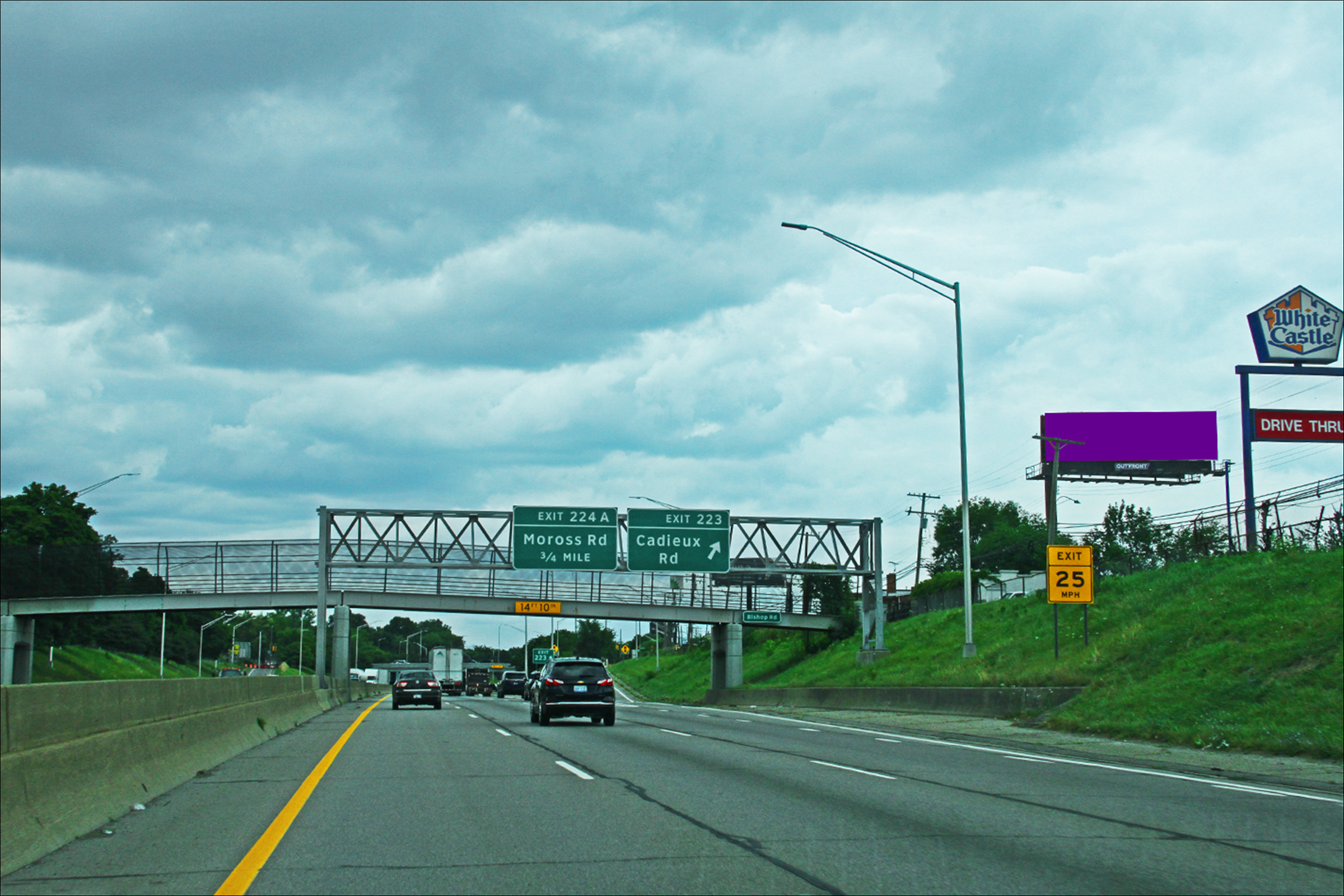 E. I-94 Fwy .2 mi W/O Cadieux Rd S/S
