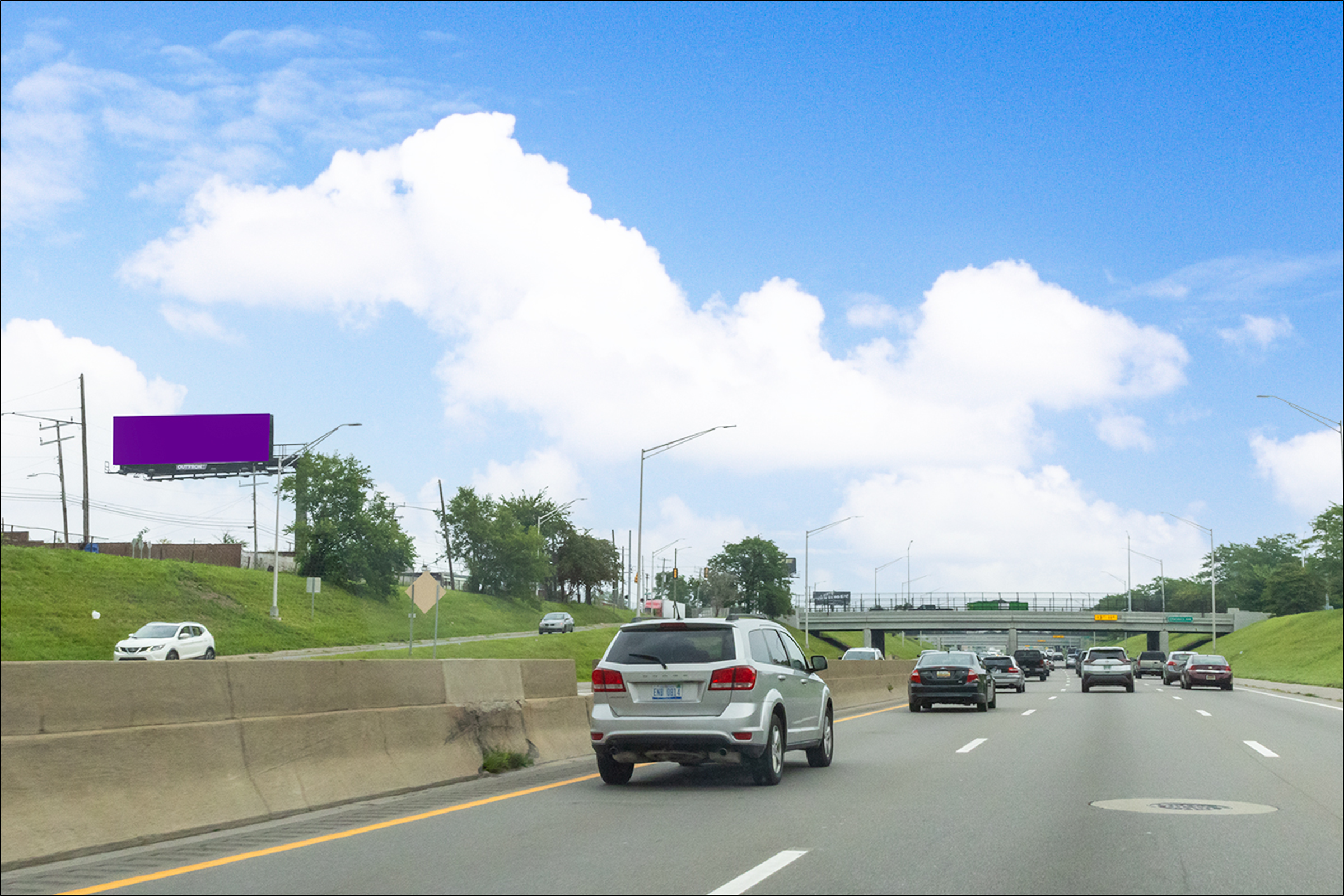E. I-94 Fwy W/O Chalmers St N/S