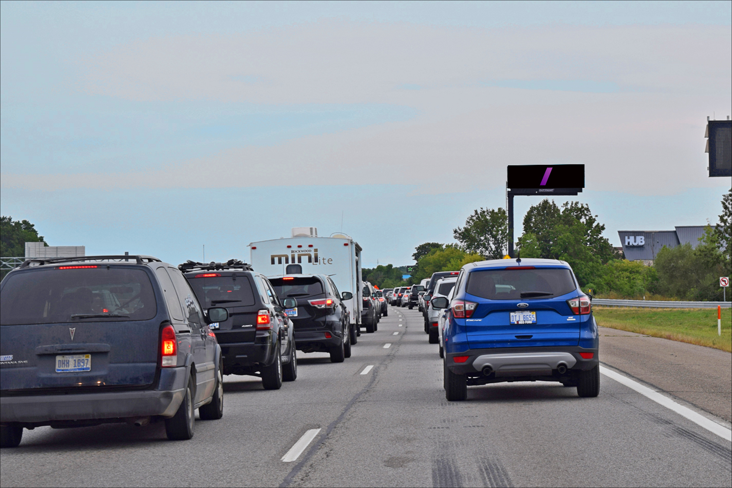 N. I-75 Fwy S/O University Dr W/S