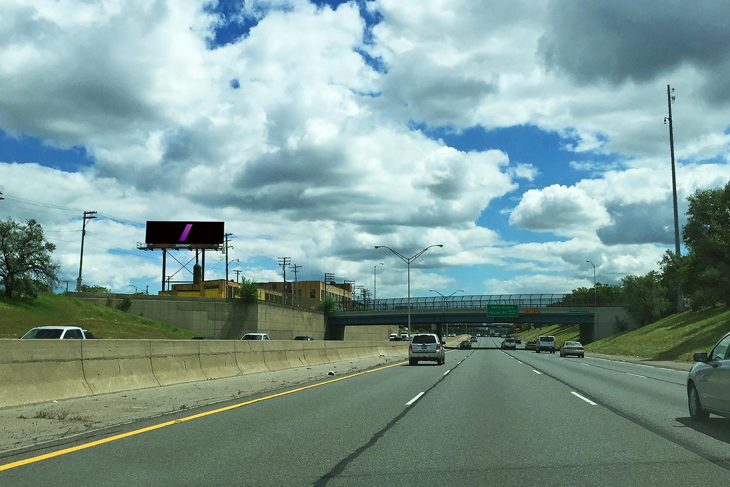 I-96 Fwy N/O Quincy St (Maplewood Ave) E/S