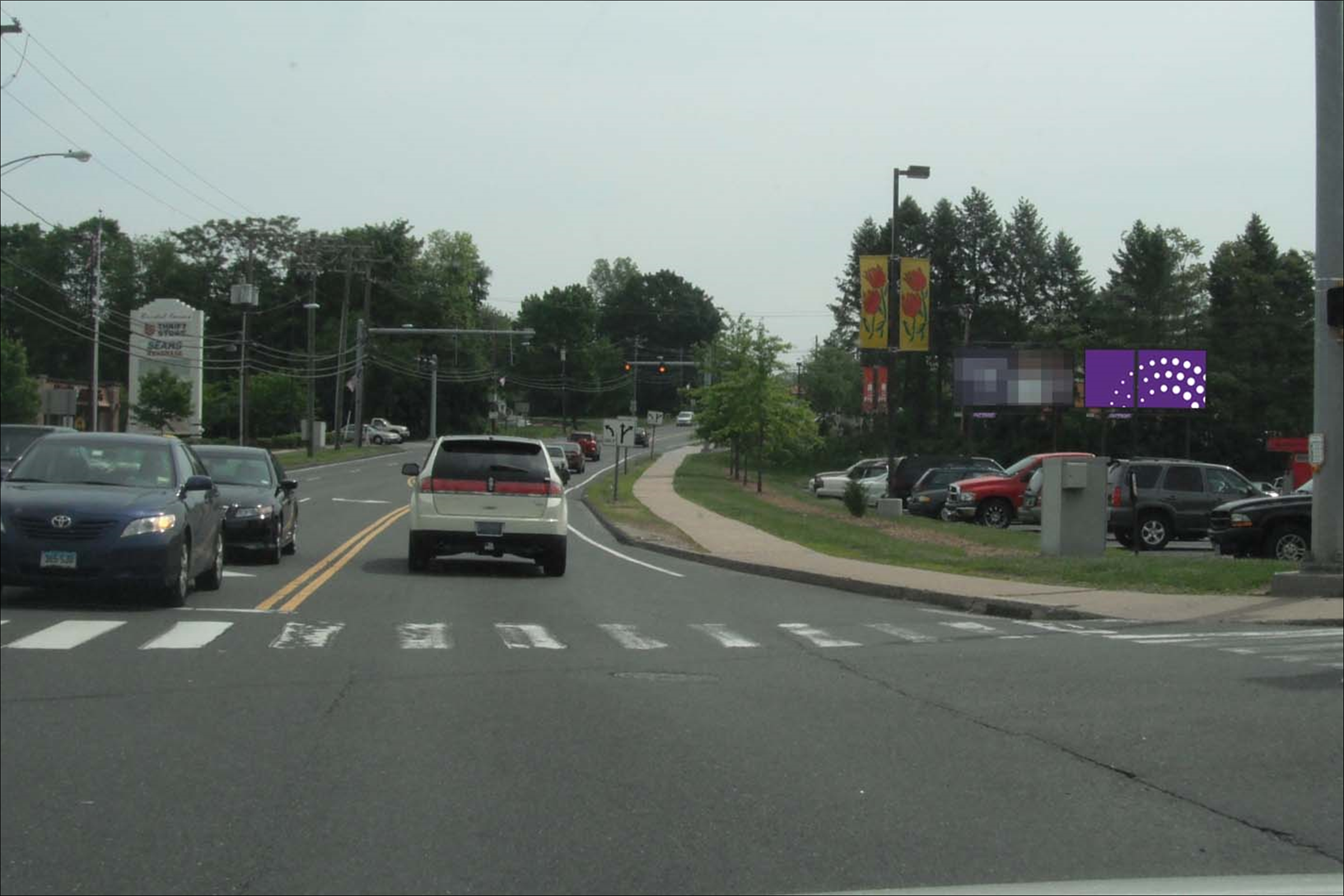 Farmington Ave 1500 ft E/O Stafford Ave S/S