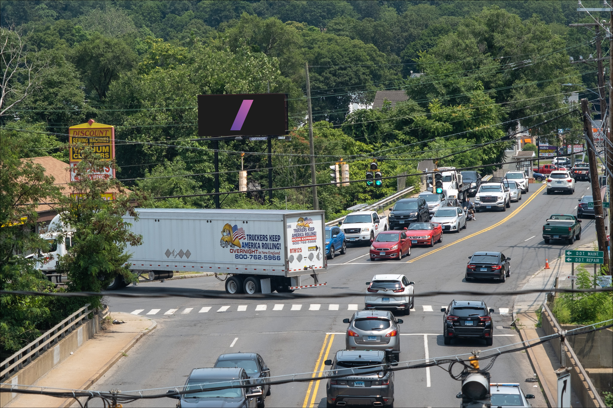Huntingdon Ave 200 ft E/O Rt 8 N/S