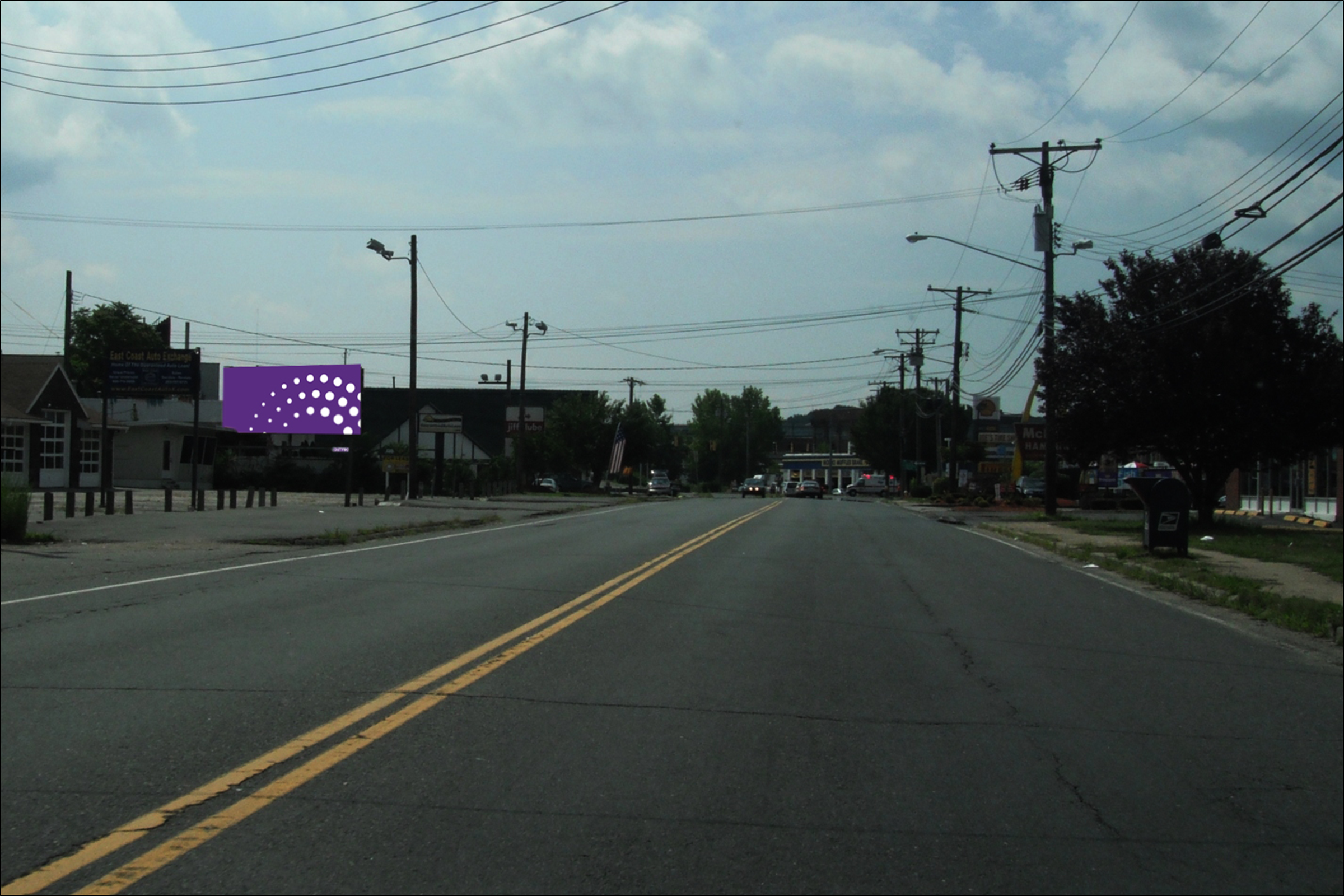 Thomaston Ave 800 ft N/O W. Main St E/S