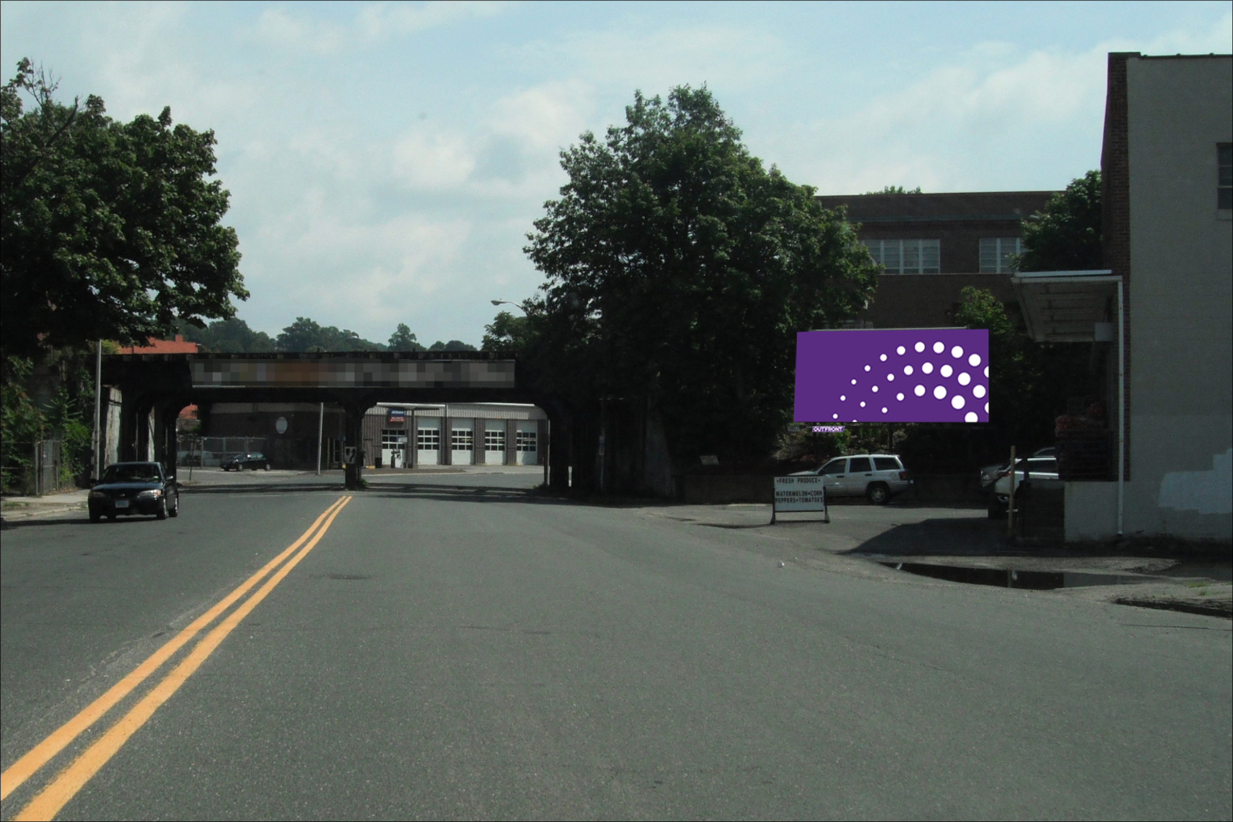 Freight St 400 ft W/O Meadow St S/S