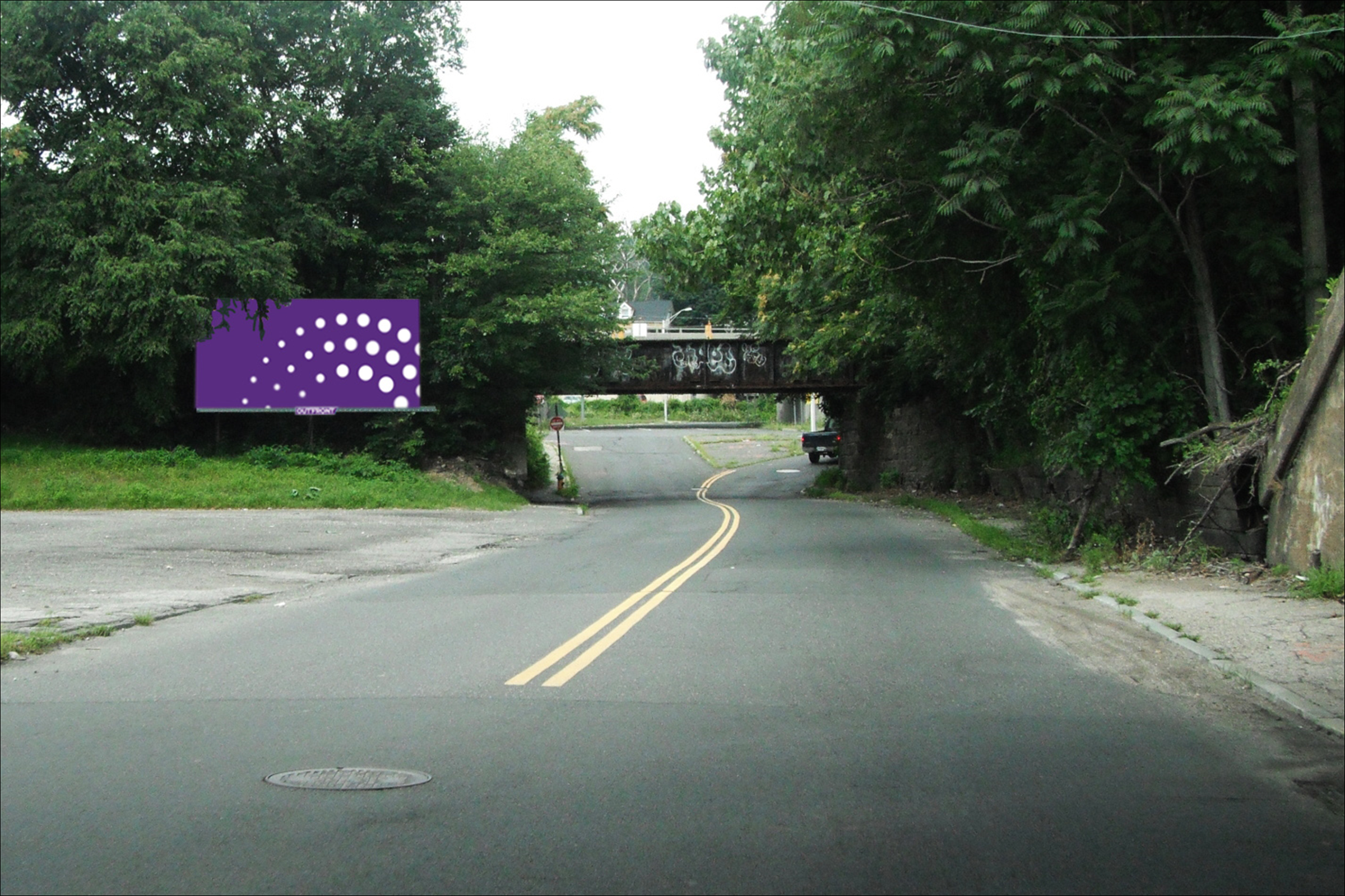 Washington Ave 75 ft E/O S. Leonard St S/S
