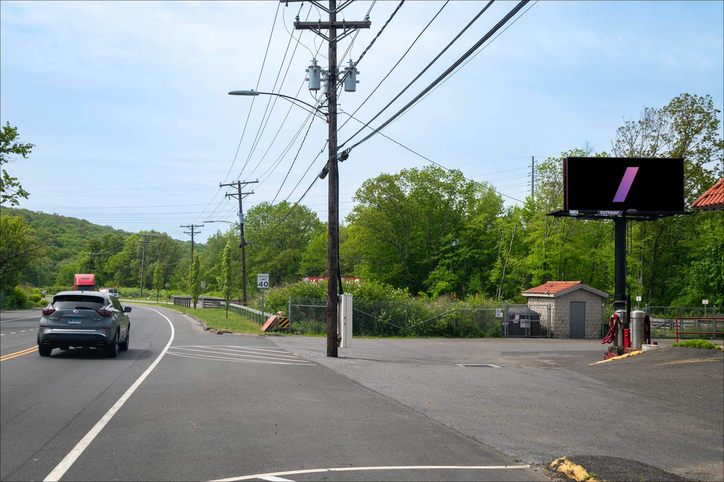 S.Main St 200 ft S/O Pearl Lake Rd W/S
