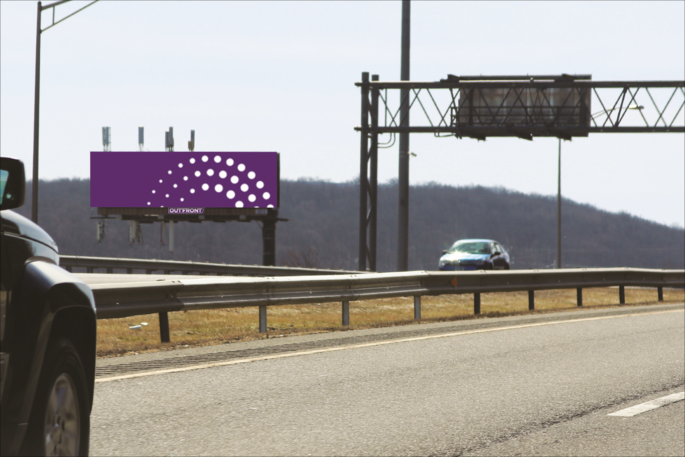 Rt 8 1.2 mi S/O I-84 E/S
