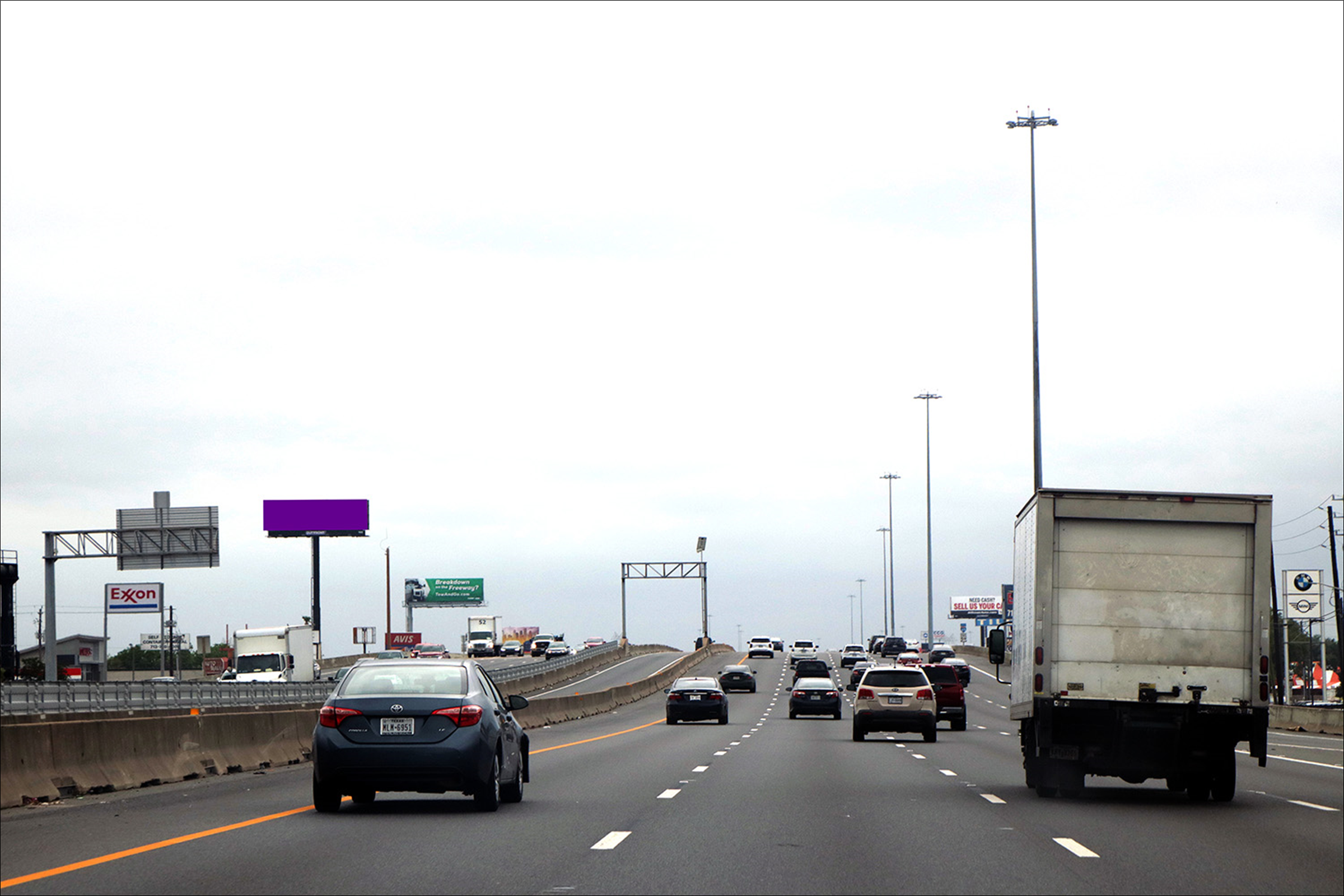 59S 200.00 ft S/O Bissonnet E/S
