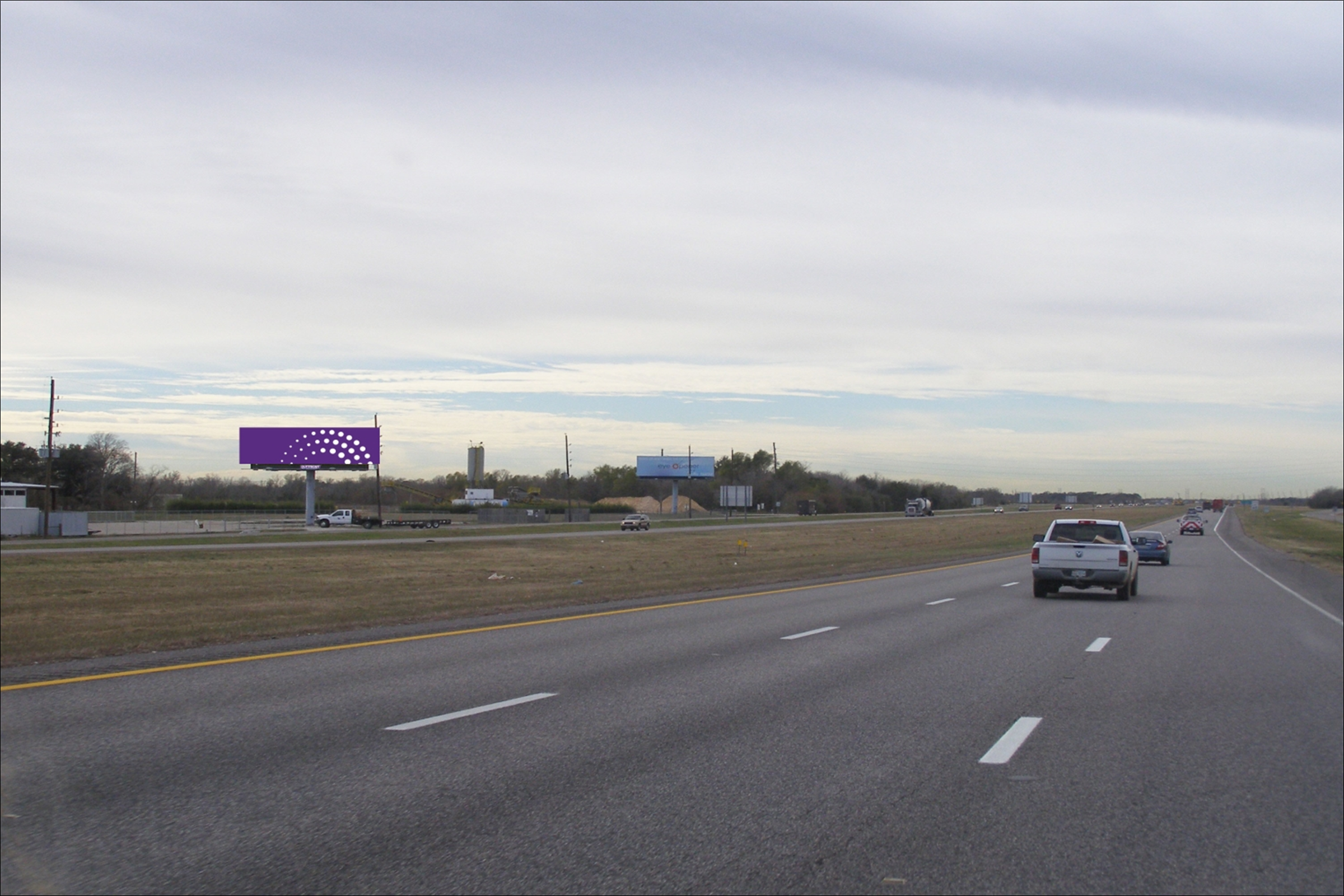 Hwy 288 3370.00 ft S/O Hwy 6 E/S