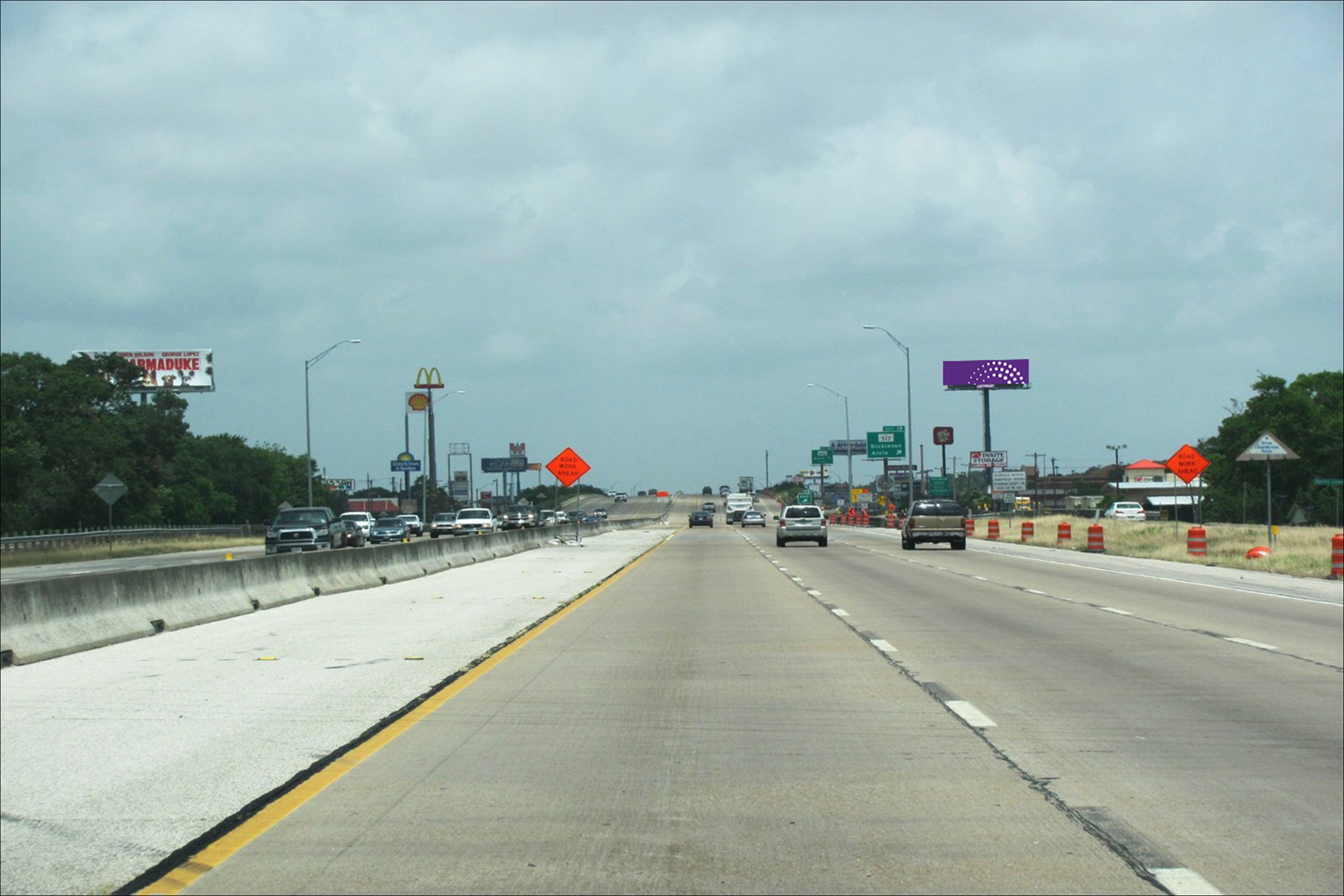I-45S .10 mi S/O Fm 517 E/S