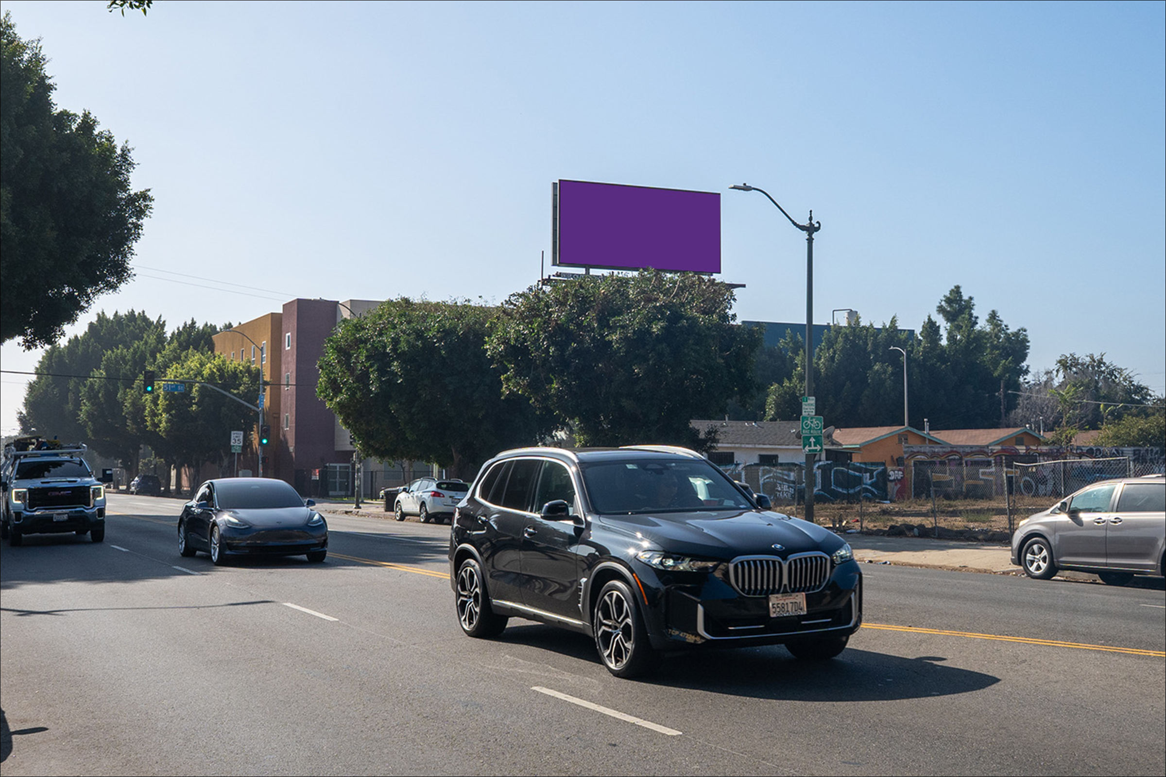 *Broadway W/L 54 N 51St (TP)