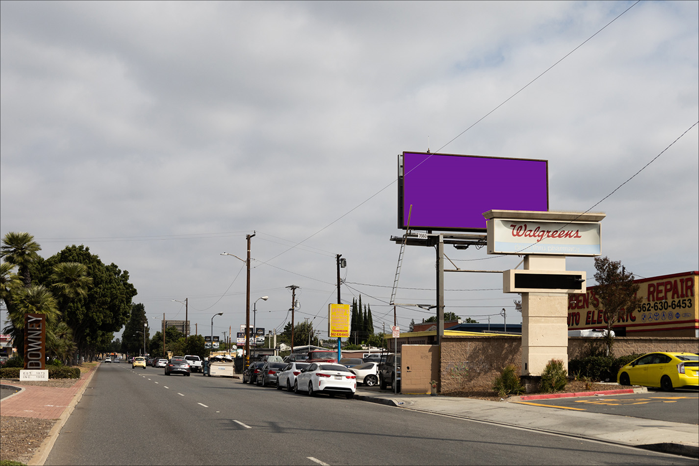 Lakewood E/L 220 N Rosecrans (TP)