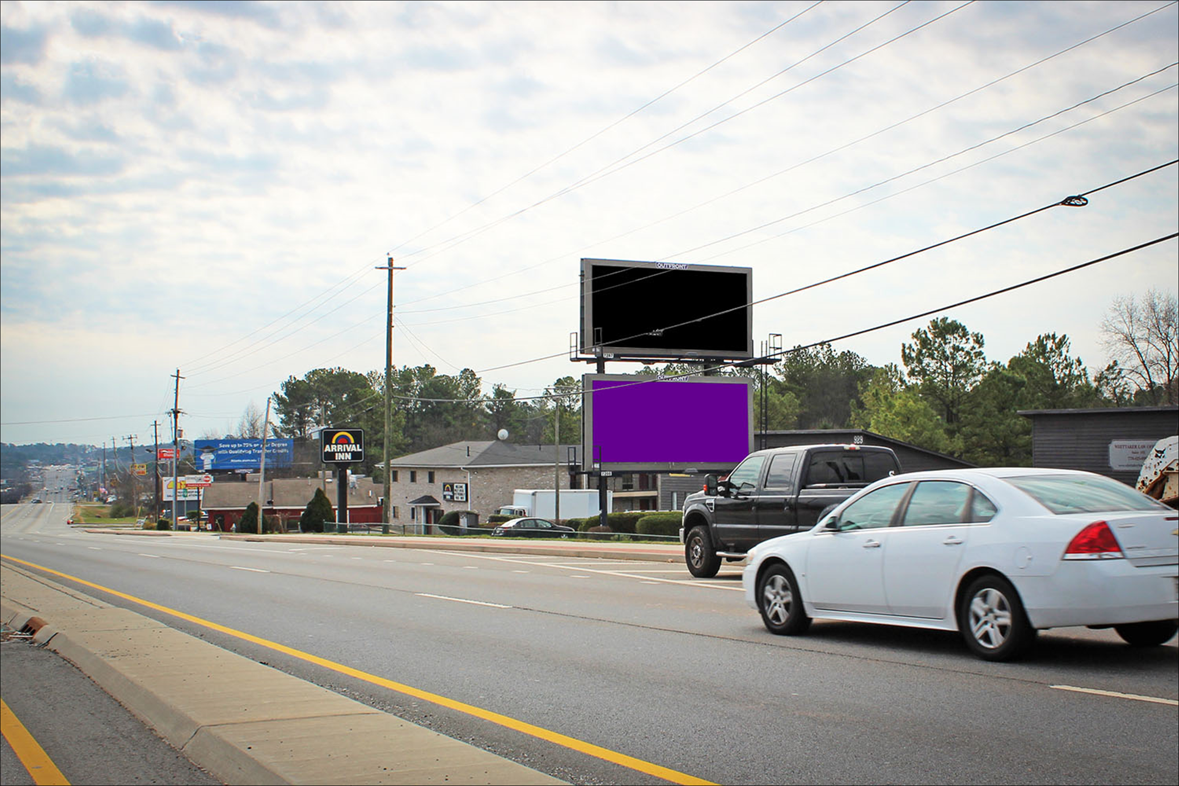 N Cobb Pkwy S/O Canton Rd W/S