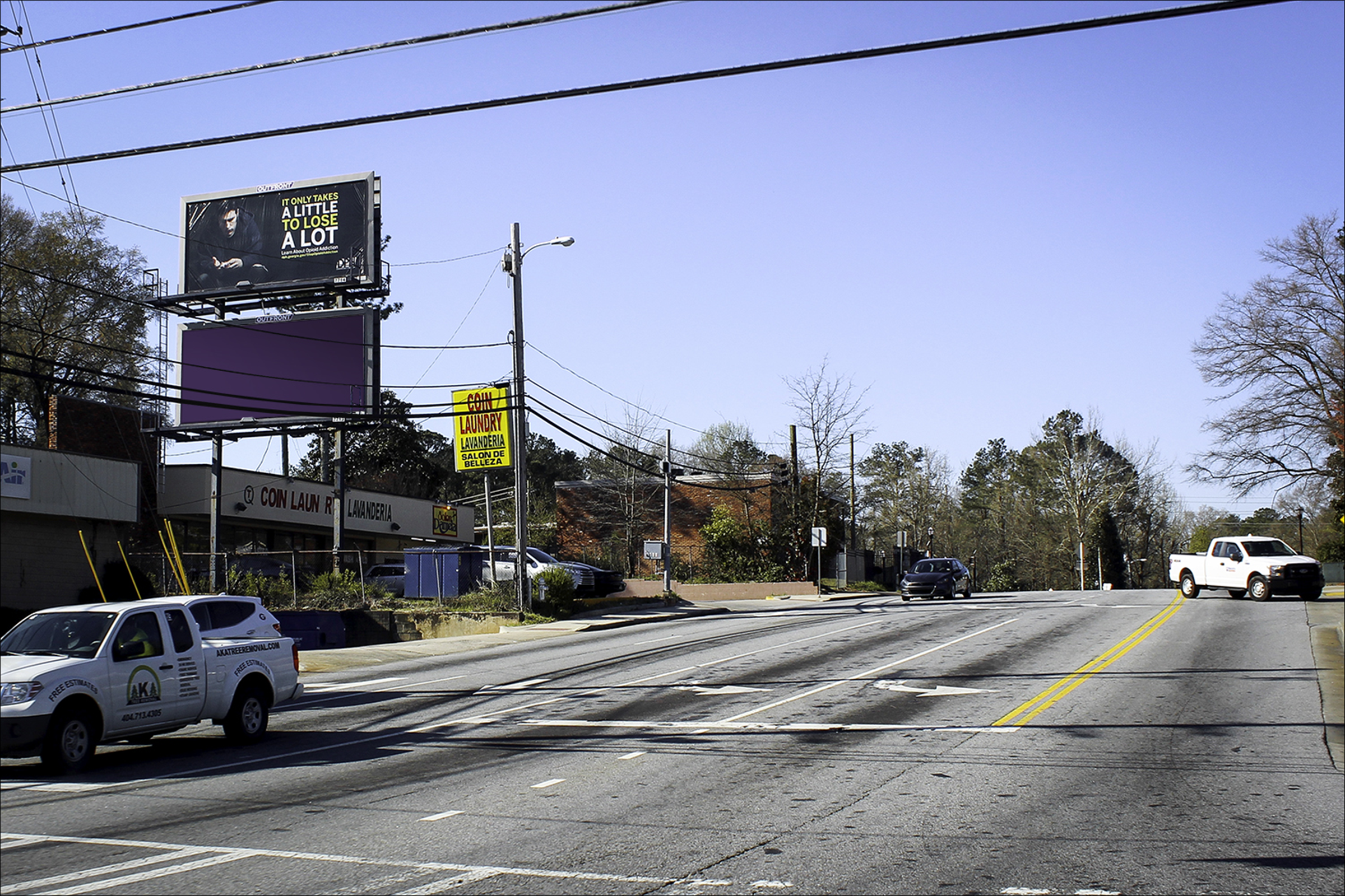 Allgood Rd W/O Hwy 41 S/S