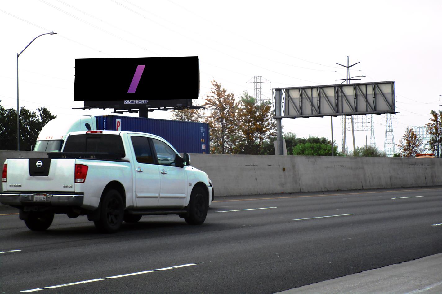 Long Beach Fwy E/L S/O Del Amo%