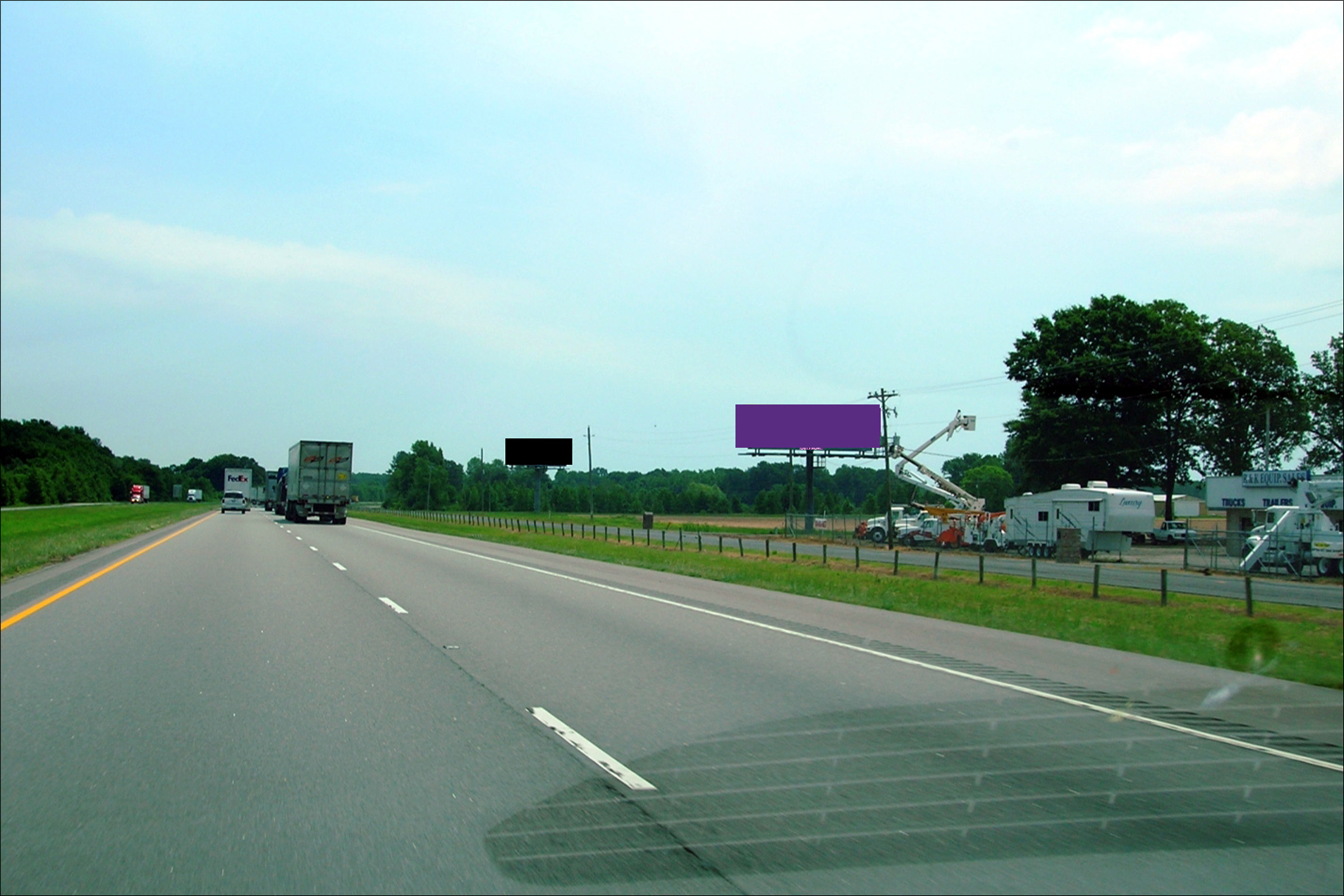 S/S I-40, .8E AR 31-LONOKE EXIT*