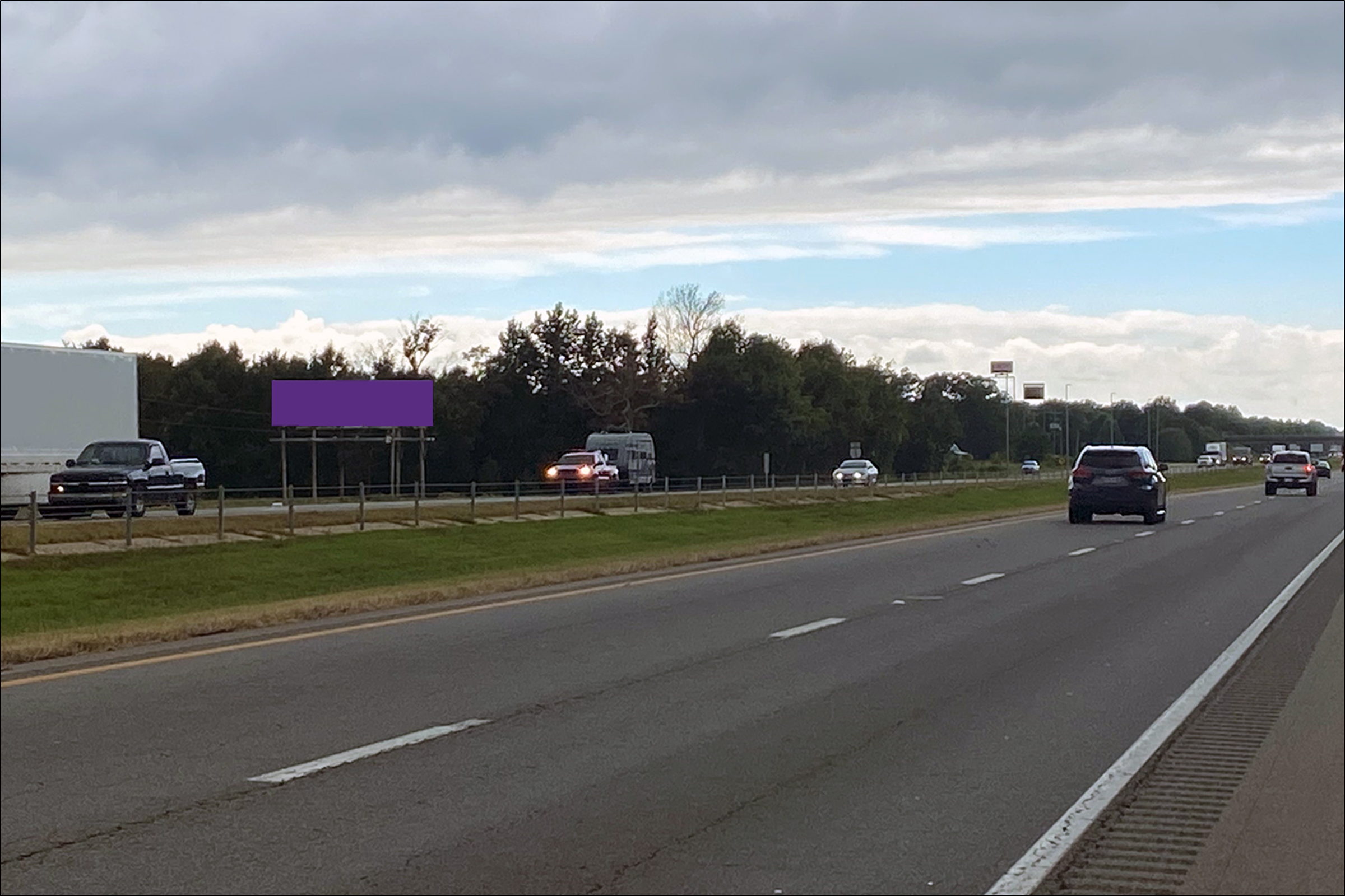 S/S I-40, .2E HWY 31
