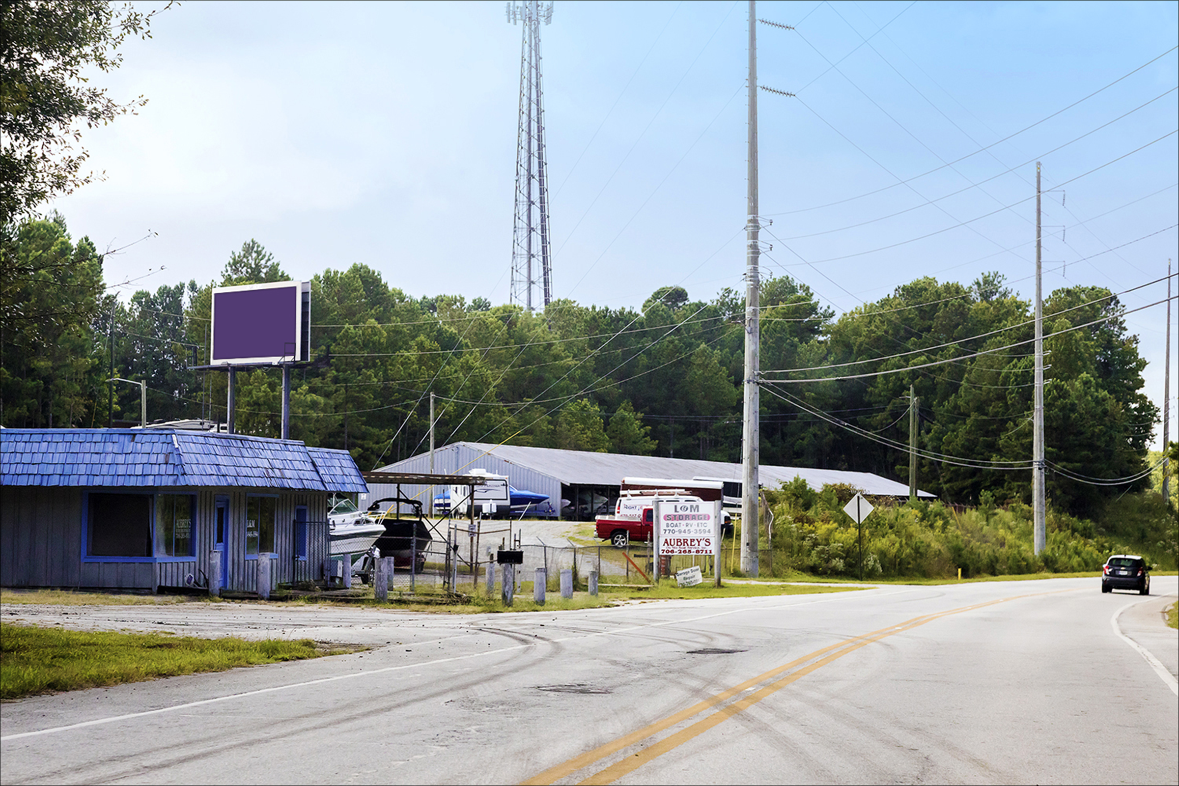 Buford Dam Rd E/O Sycamore Rd S/S