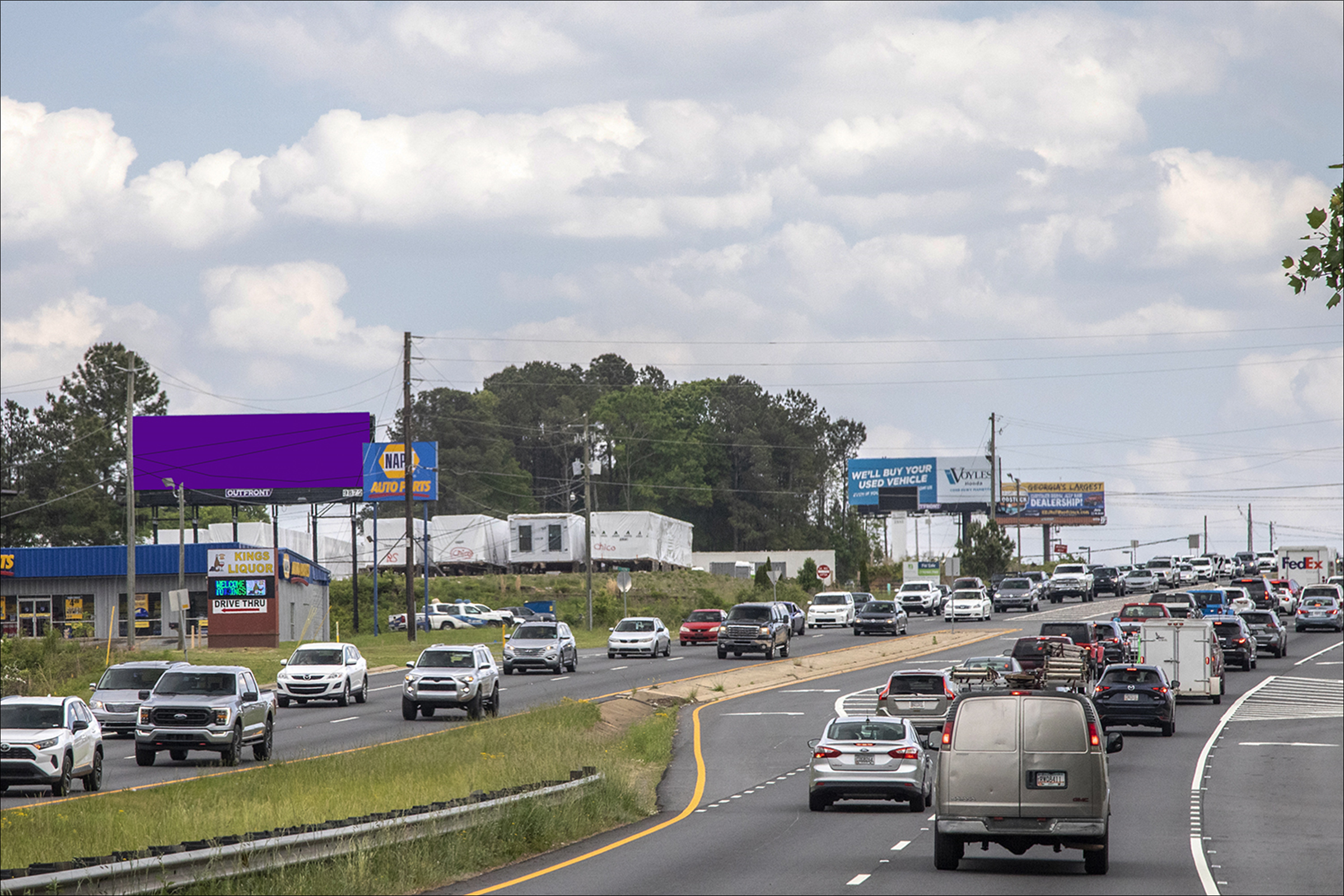 N Cobb Pkwy 0.56 mi N/O McCollum Pkwy E/S